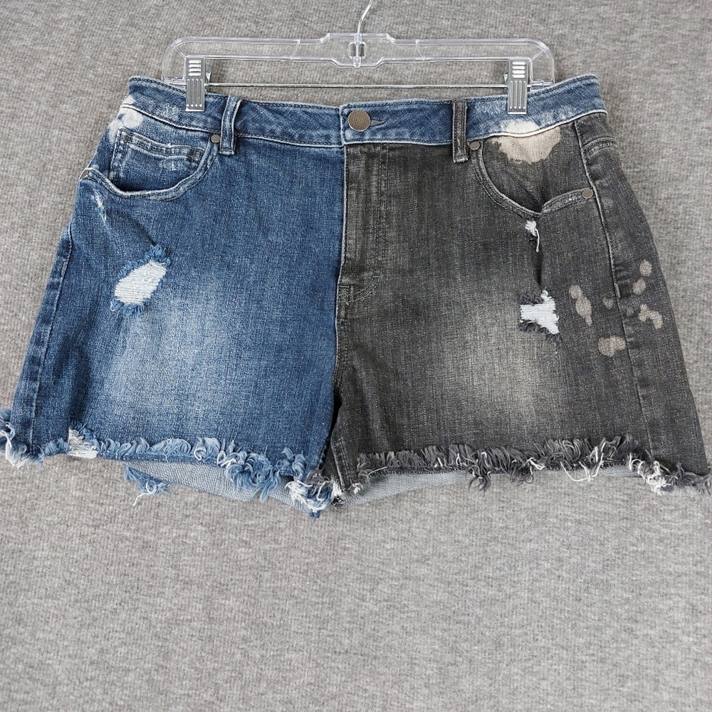 CABI PARK TOMBOY 2 TONE WOMEN BLACK BLUE COLOR BLOCK DISTRESSED CUT OFF SHORT 10